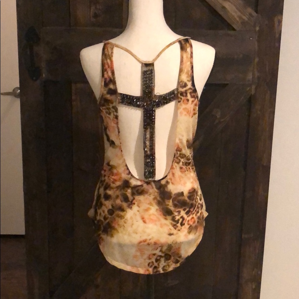 Sleeveless sexy back animal print top with studs